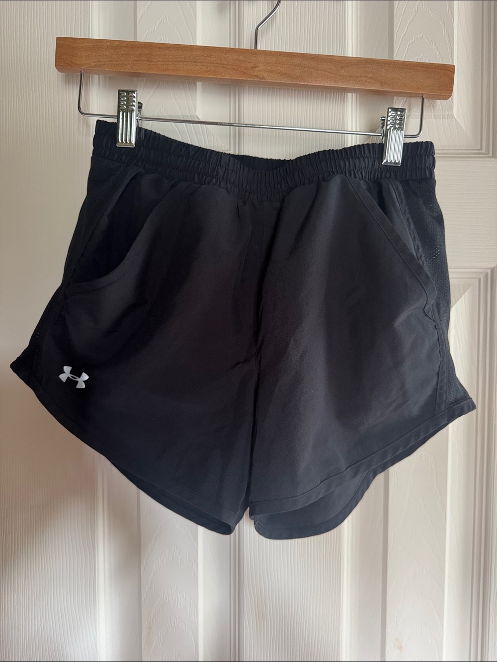 Under Armour Black Women's Athletic Running Shorts